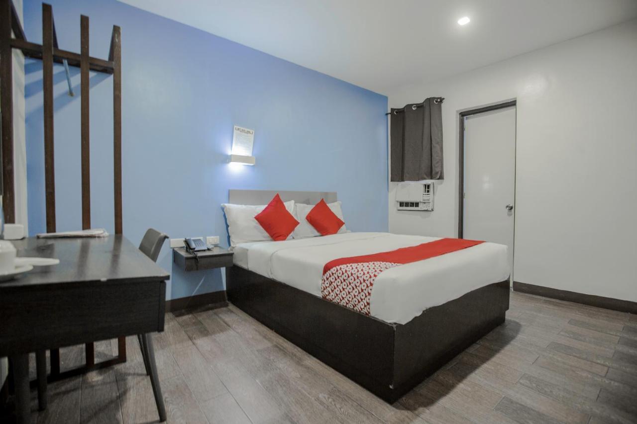 Oyo 637 Fox Hotel Quezon City Kültér fotó