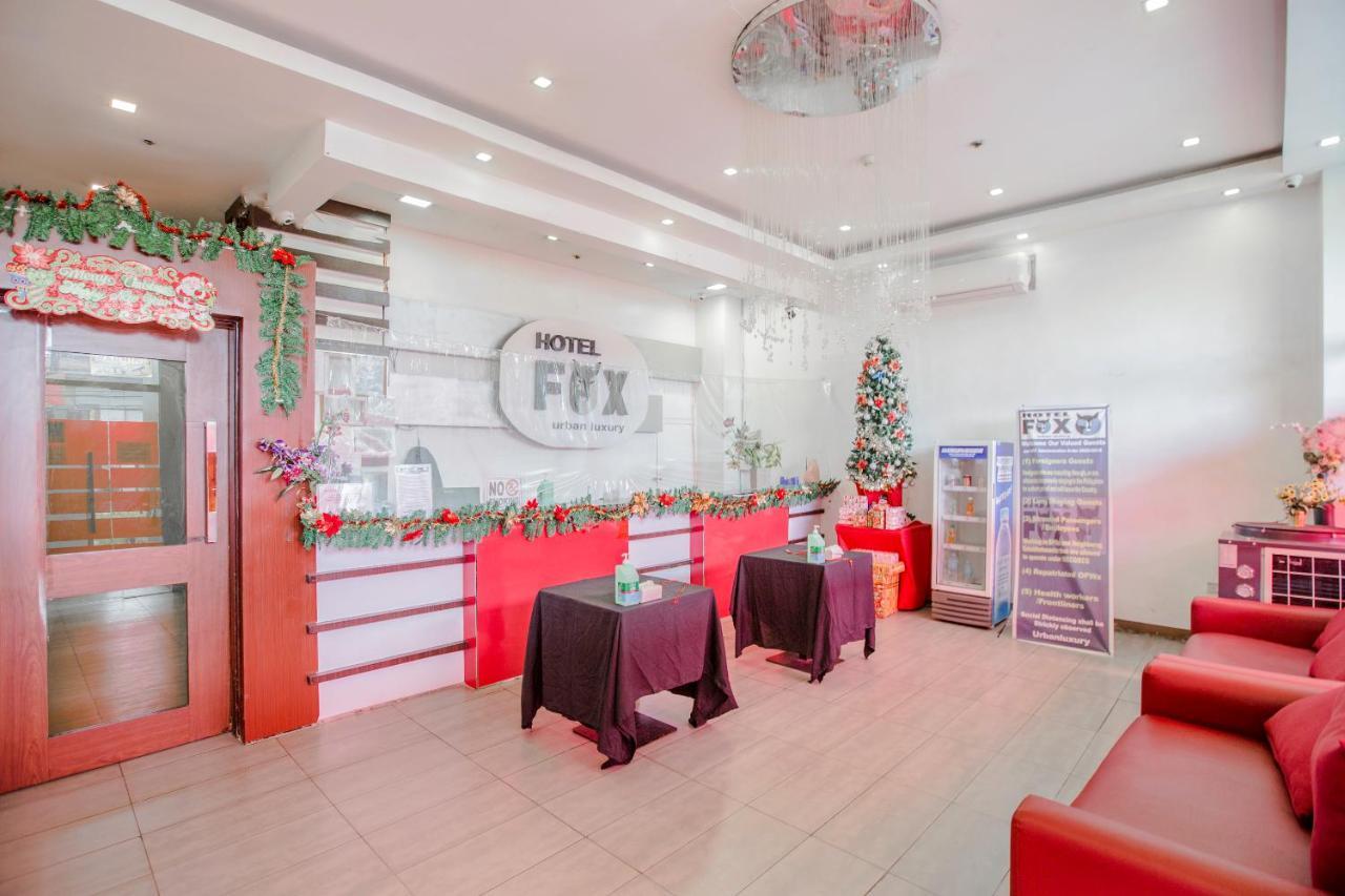 Oyo 637 Fox Hotel Quezon City Kültér fotó
